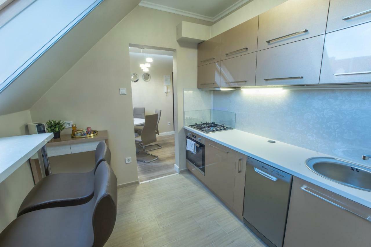 Glamour Apartman Διαμέρισμα Έγκερ Εξωτερικό φωτογραφία
