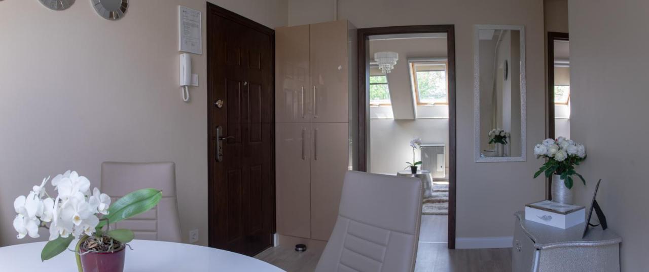 Glamour Apartman Διαμέρισμα Έγκερ Εξωτερικό φωτογραφία